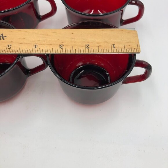 Vintage Ruby Red Glass Set of 4 Mugs Arcoroc France Collectible Glassware - Picture 12 of 12